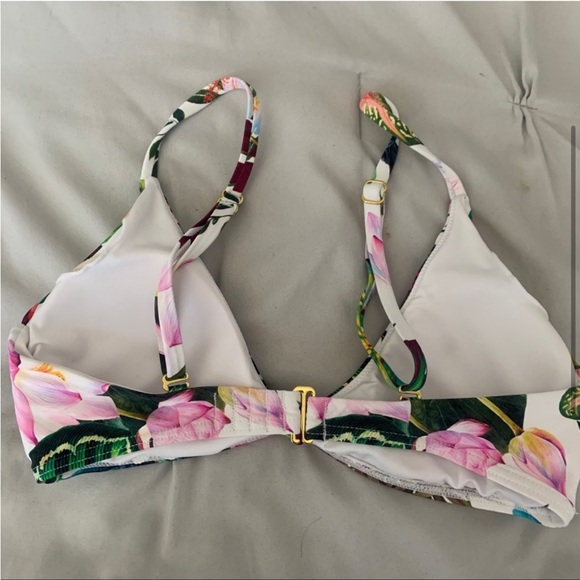 High Waisted Bikini | La Vie En Rose - Picture 4 of 7